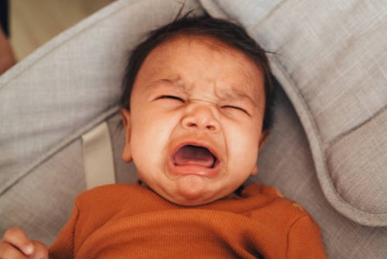 寶寶戒奶嘴難入睡