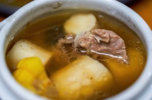 瘦肉湯