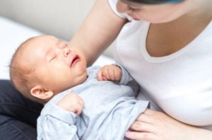 嬰兒腸絞痛怎麼辦